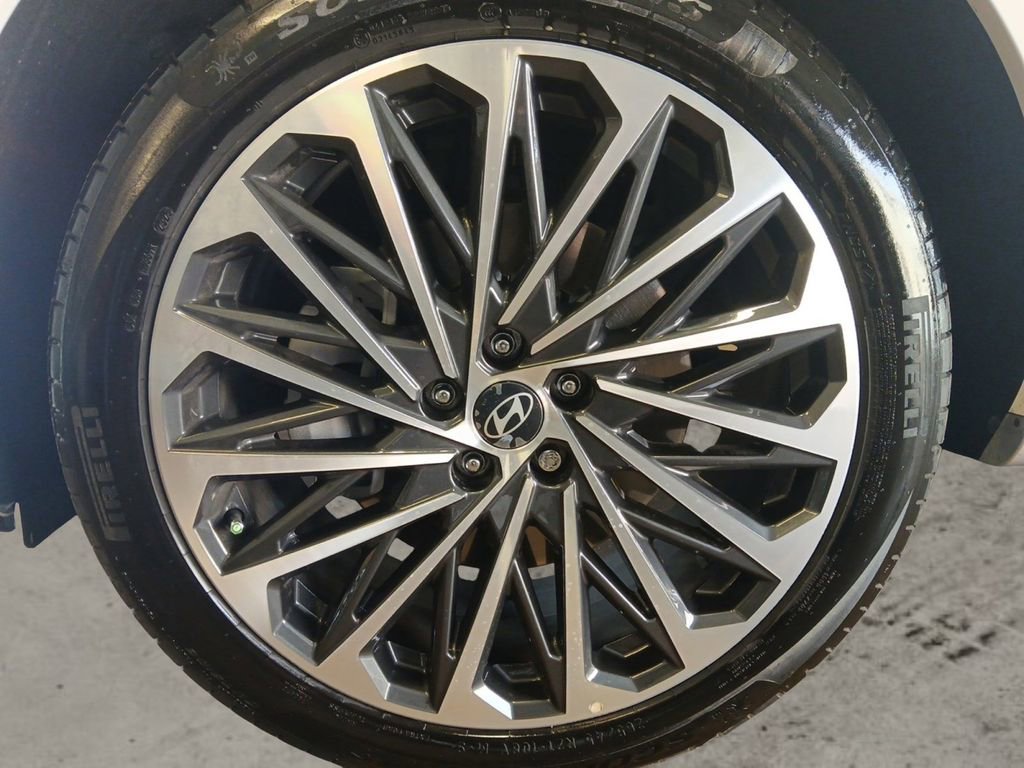 Used 2026 Hyundai Palisade Calligraphy image 14