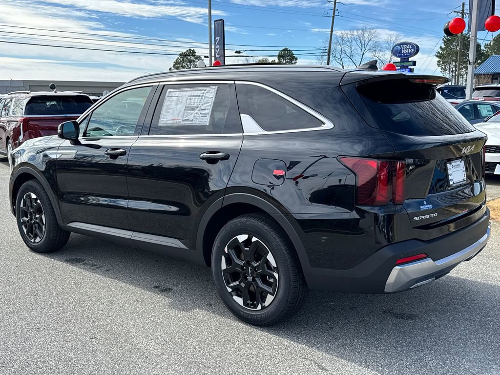 New 2026 Kia Sorento S w/ S Panoramic Sunroof Package FWD image 5