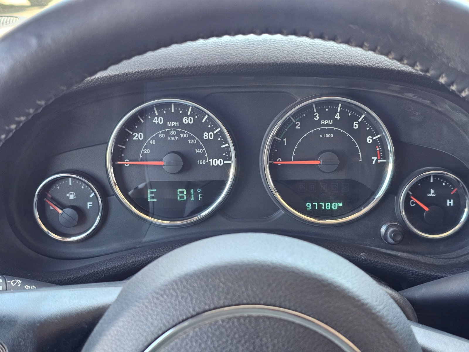 Used 2017 Jeep Wrangler Sport AWD/4WD image 13