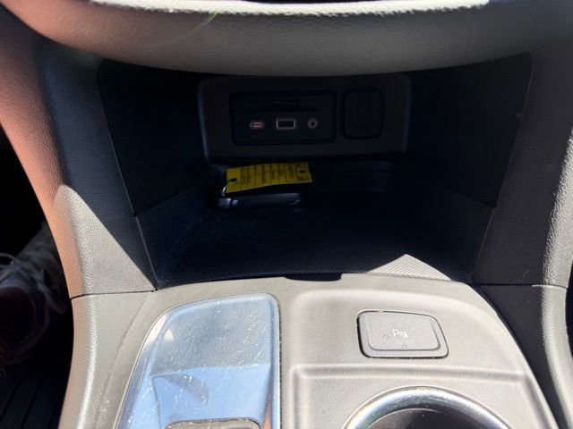 Used 2022 Chevrolet Equinox LT FWD image 26