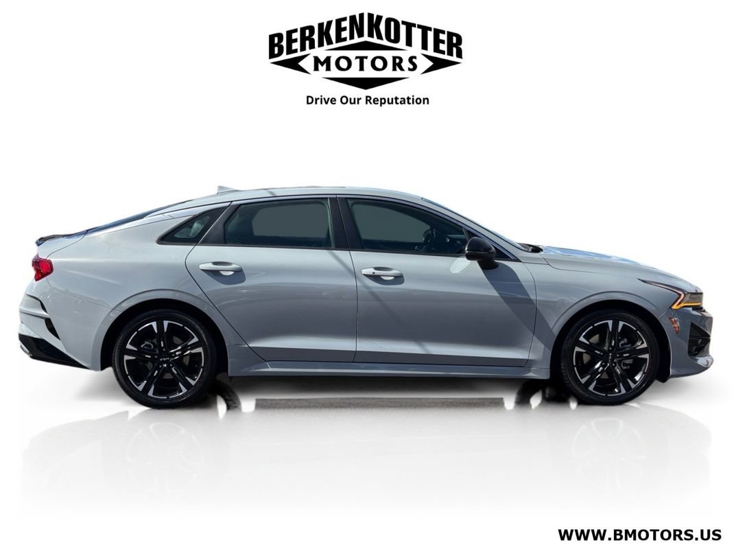 Used 2022 Kia K5 GT-Line AWD/4WD image 2