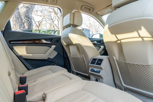 Used 2018 Audi Q5 2.0T Premium image 43