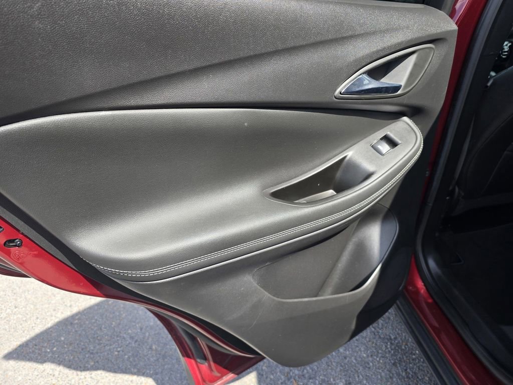 Used 2023 Buick Encore GX Select FWD image 13