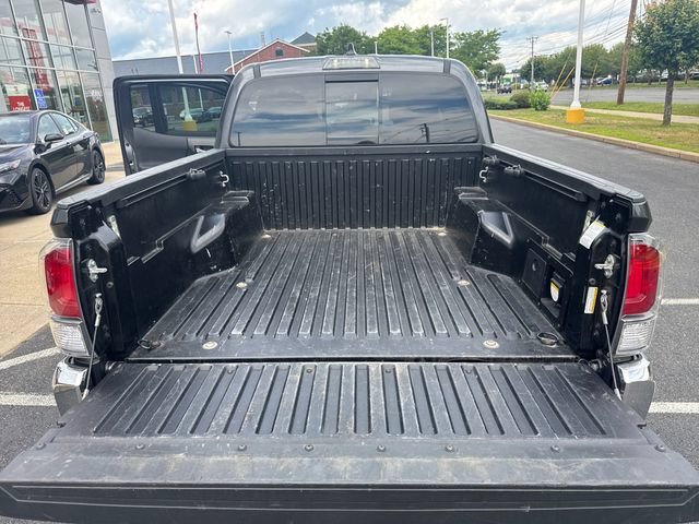 Used 2023 Toyota Tacoma TRD Off-Road w/ Black Out Package (TMS) AWD/4WD image 28