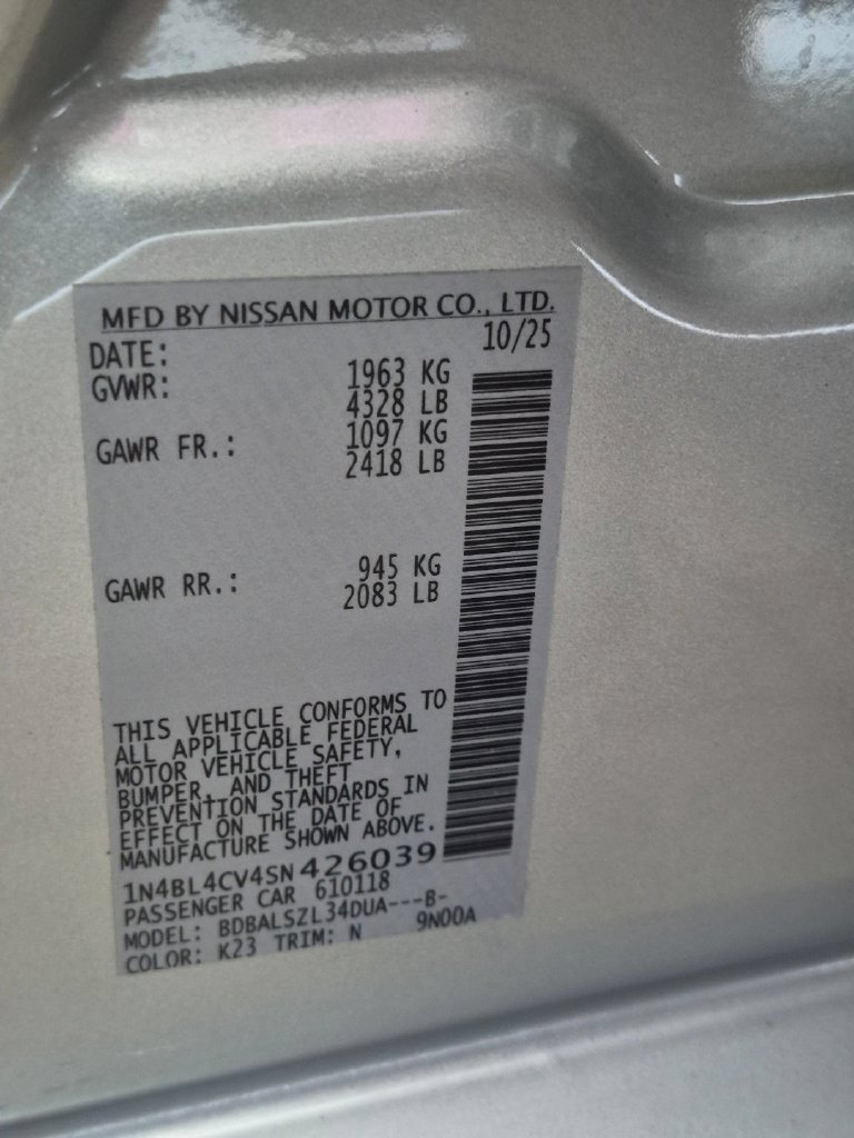Used 2025 Nissan Altima 2.5 SR FWD image 32