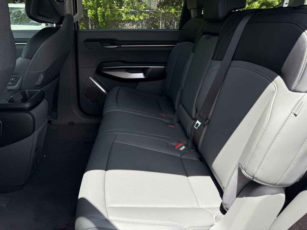 New 2026 Kia EV9 Light image 19