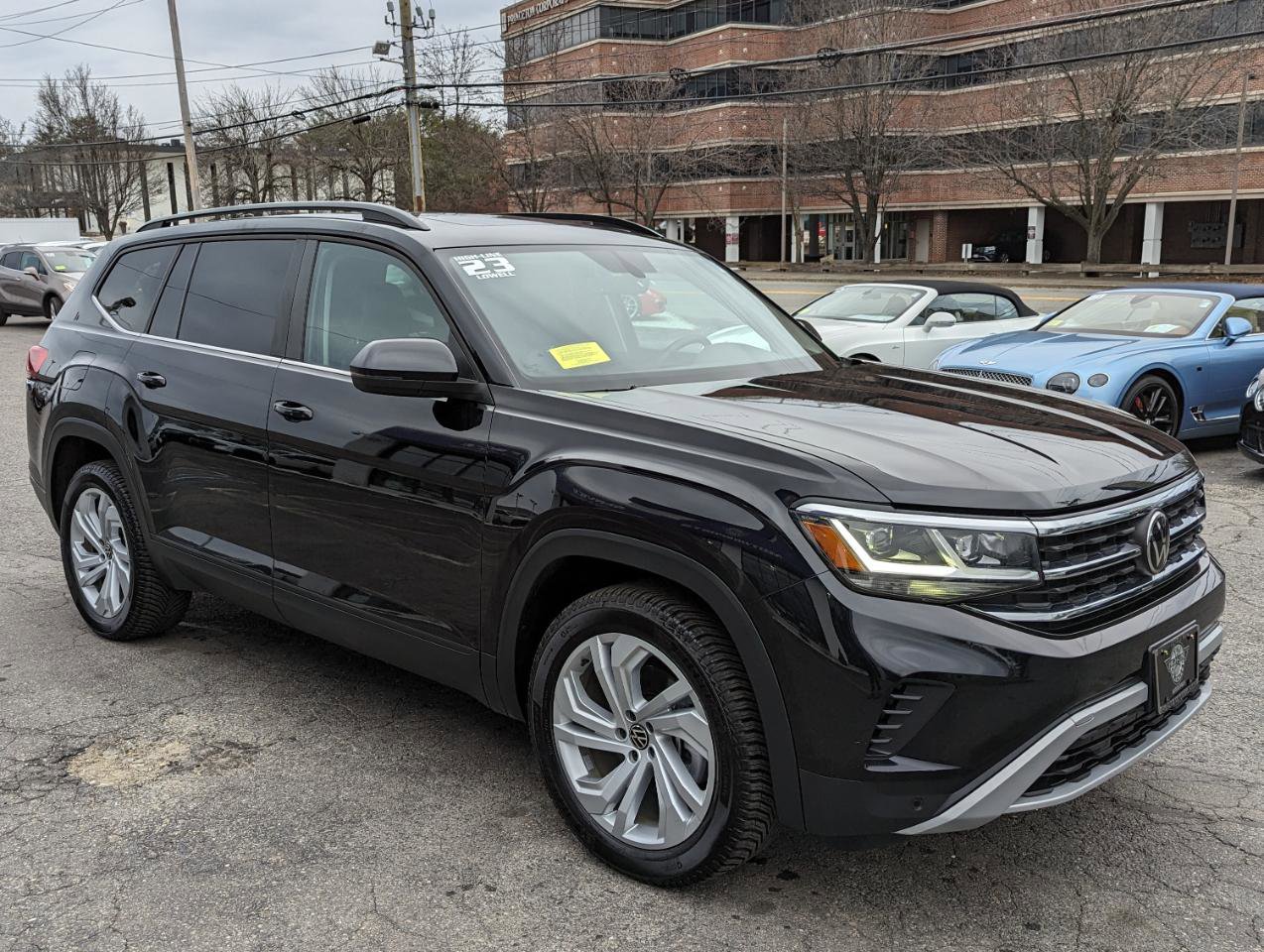 Used 2023 Volkswagen Atlas SE w/ Panoramic Sunroof Package image 5