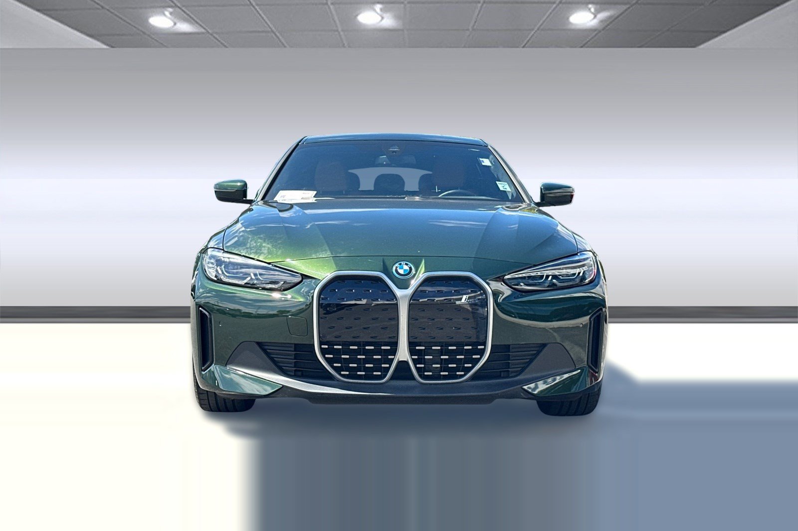 Used 2023 BMW i4 eDrive35 w/ Premium Package RWD image 6