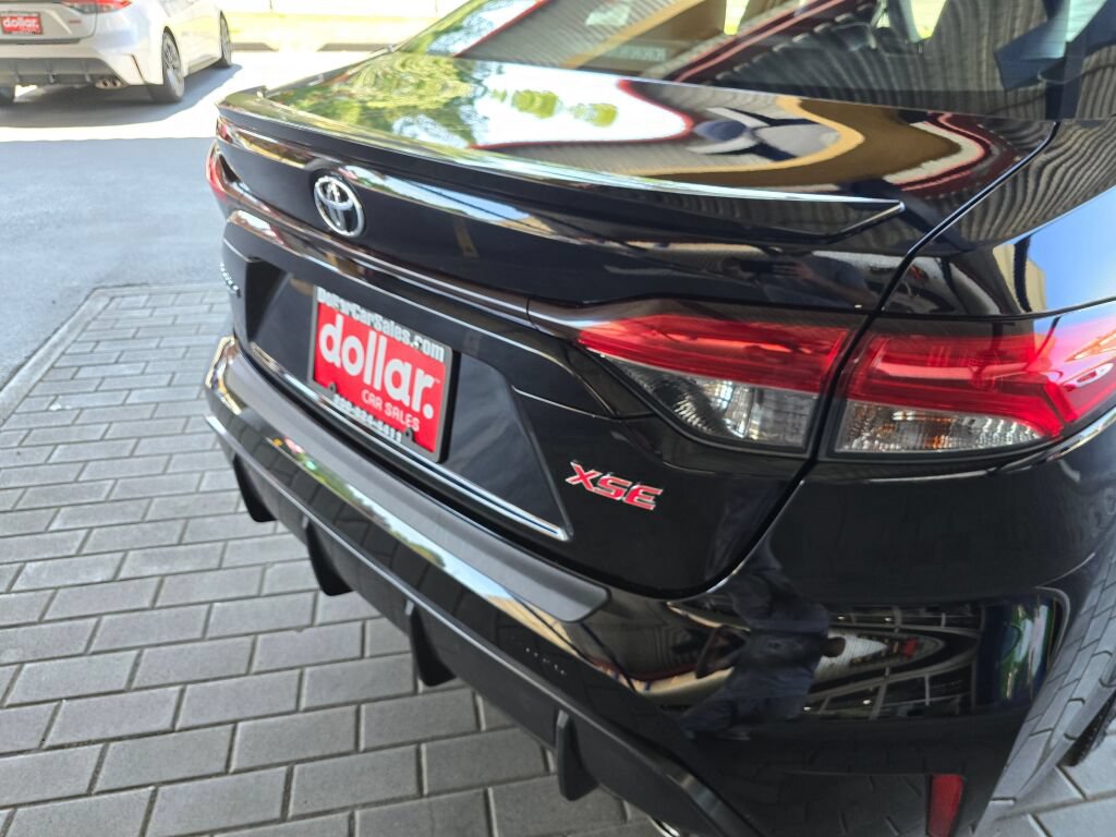 Used 2024 Toyota Corolla XSE FWD image 15