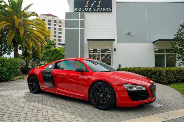 Used 2014 Audi R8 V10 plus