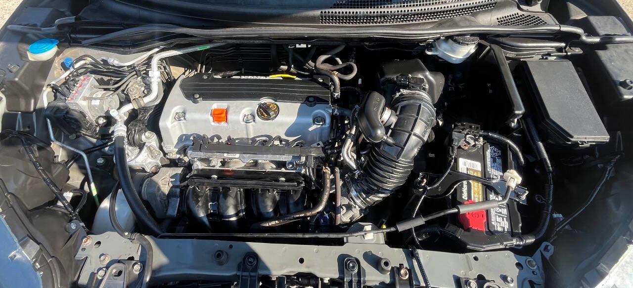 Used 2013 Honda CR-V LX image 25