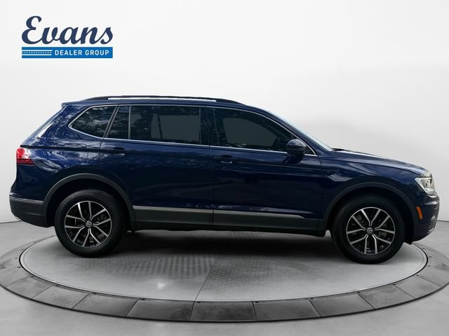 Used 2021 Volkswagen Tiguan SE AWD/4WD image 9