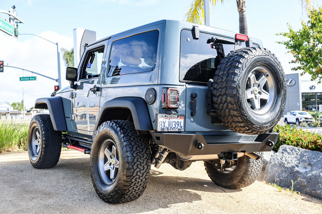 Used 2014 Jeep Wrangler Rubicon w/ Power Convenience Group AWD/4WD image 21