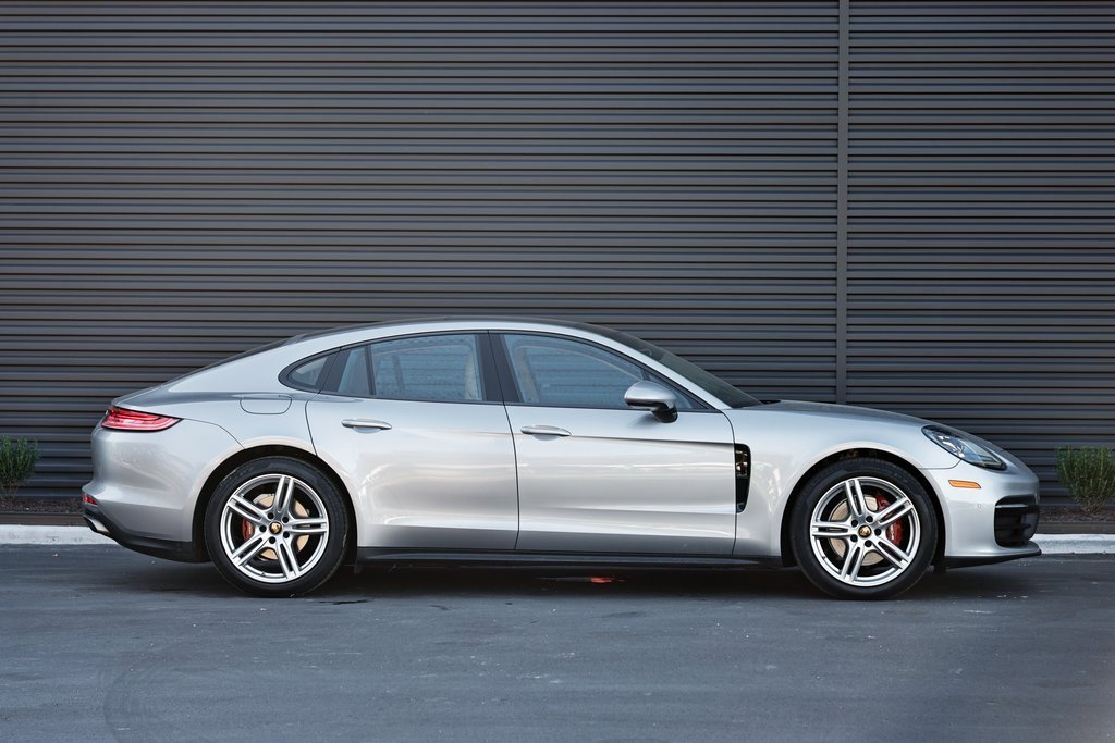 Used 2021 Porsche Panamera 4 image 8
