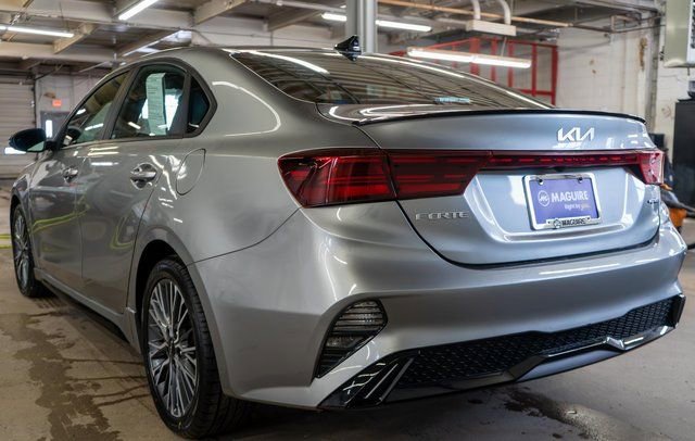 Used 2023 Kia Forte GT-Line image 8