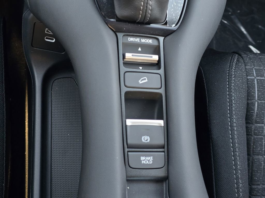 New 2026 Honda HR-V LX image 21