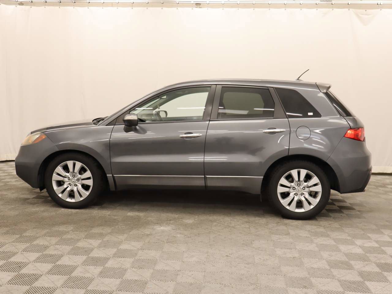 Used 2011 Acura RDX SH-AWD image 2