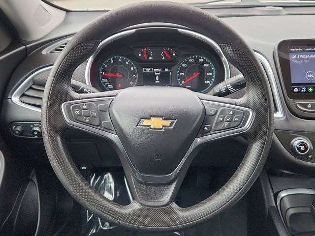 Used 2020 Chevrolet Malibu LT FWD image 34