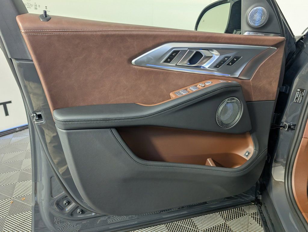 Used 2026 BMW XM Label Red image 16