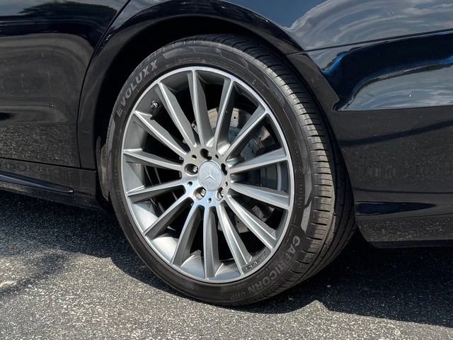 Used 2015 Mercedes-Benz S 550 Sedan image 23