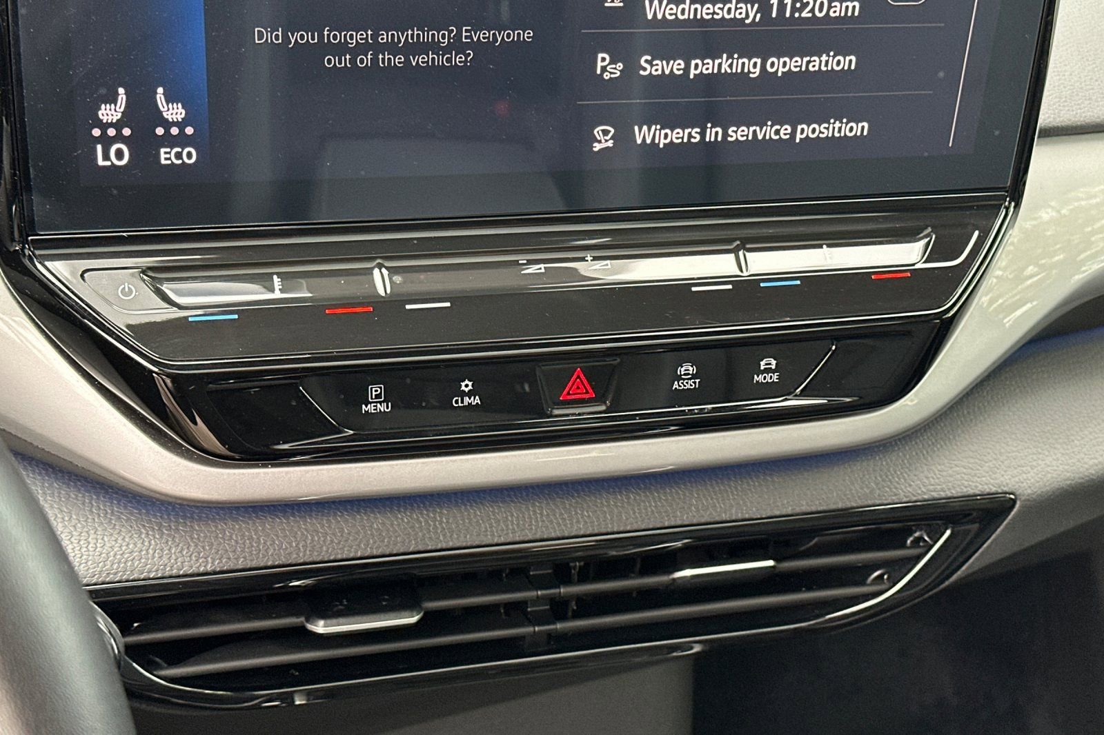 Used 2023 Volkswagen ID.4 S image 21