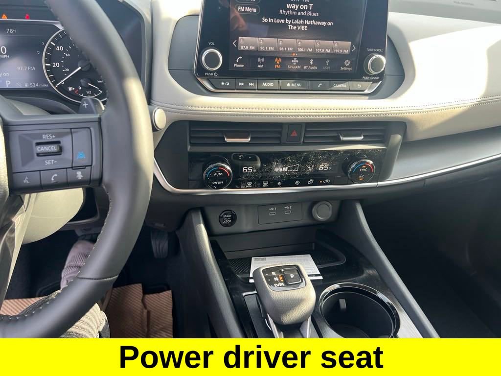 Certified 2025 Nissan Rogue SV image 19