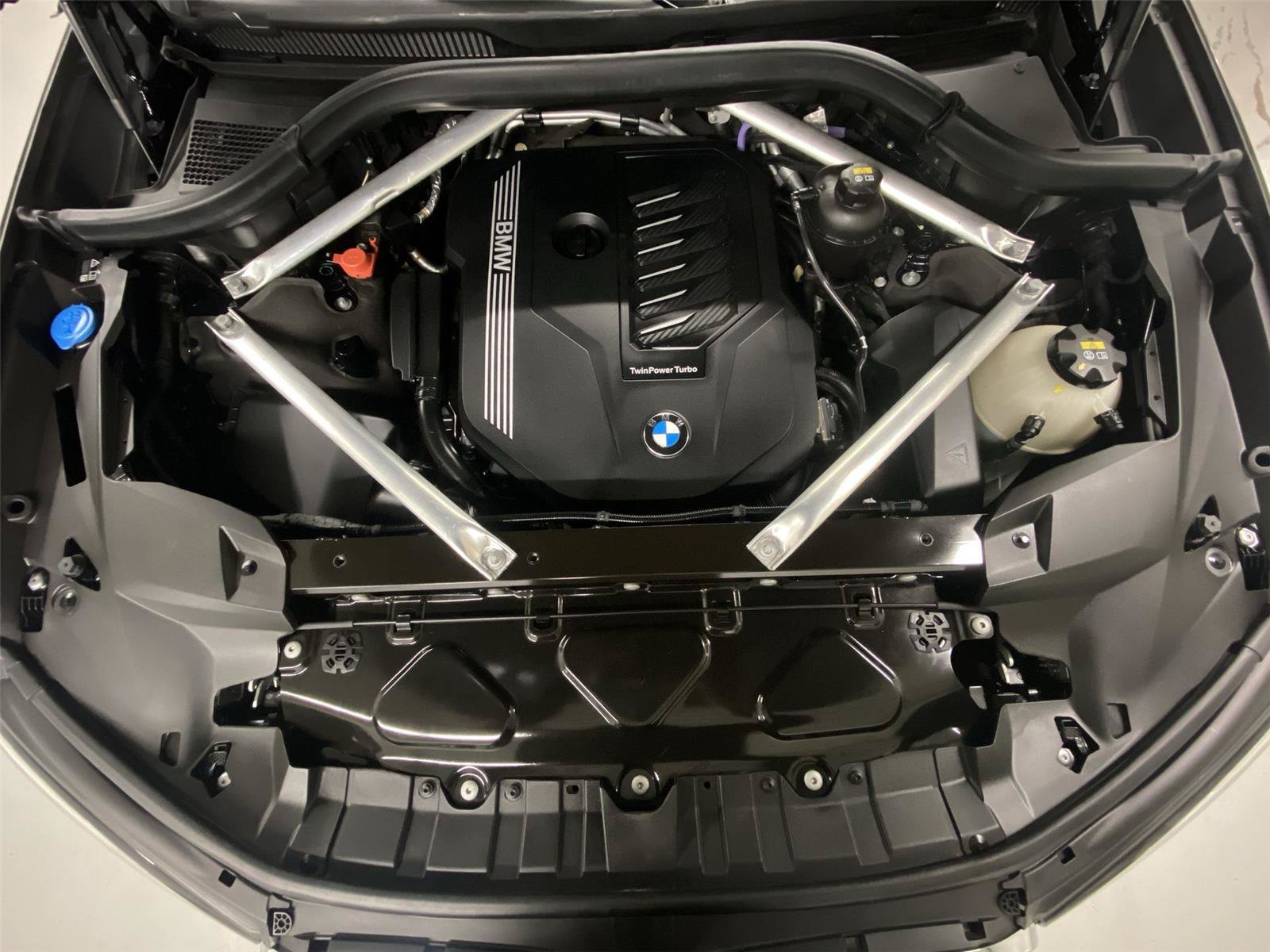 Used 2021 BMW X7 xDrive40i w/ M Sport Package AWD/4WD image 22