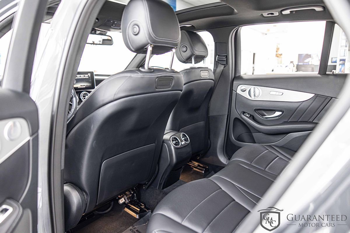 Used 2019 Mercedes-Benz GLC 300 4MATIC w/ Multimedia Package image 35