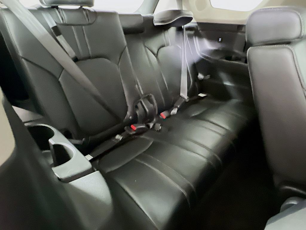 Used 2024 Honda Pilot Elite image 24