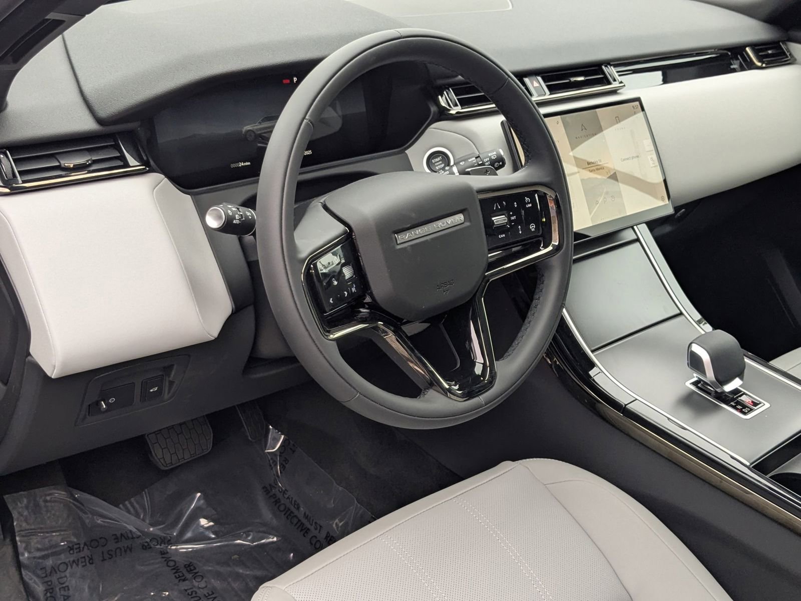 New 2026 Land Rover Range Rover Velar S image 3