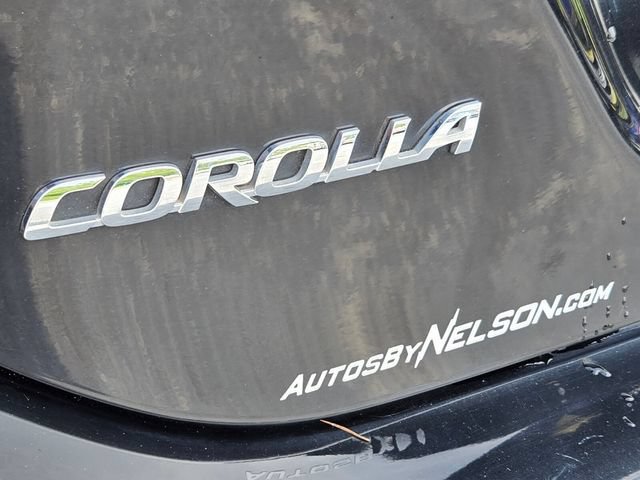 Used 2017 Toyota Corolla LE w/ Carpet Mat Package (TMS) FWD image 16