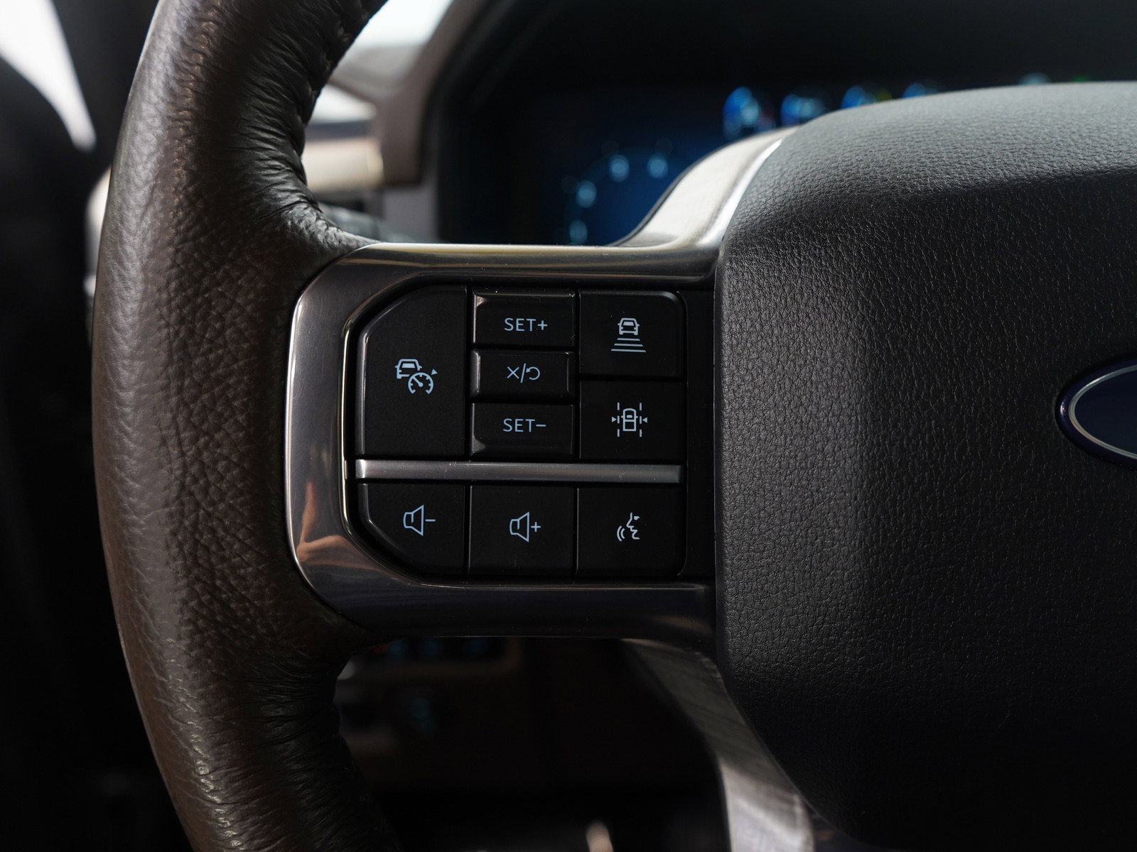 Used 2025 Ford F150 King Ranch AWD/4WD image 23