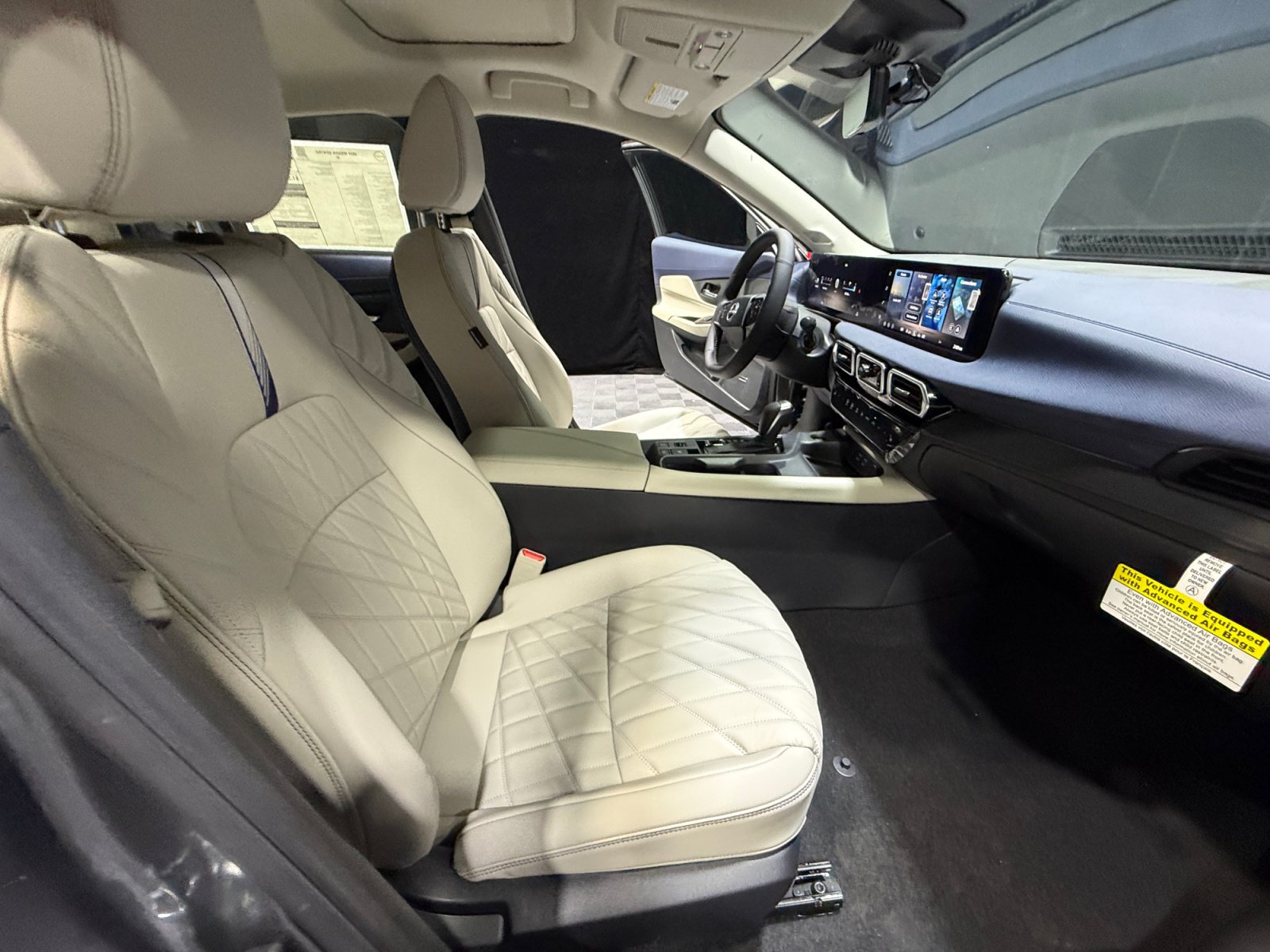 New 2026 Nissan Sentra SL w/ Floor Mat Package FWD image 19