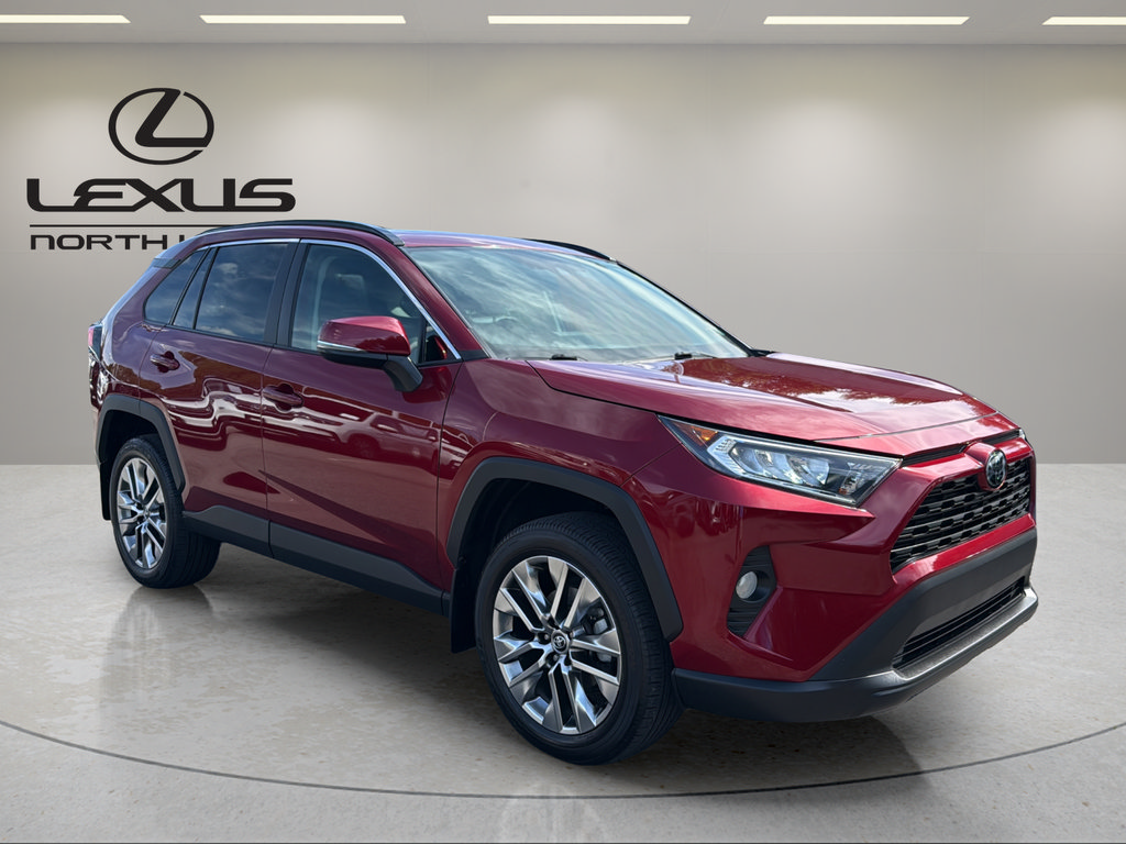 Used 2020 Toyota RAV4 XLE Premium AWD/4WD image 4