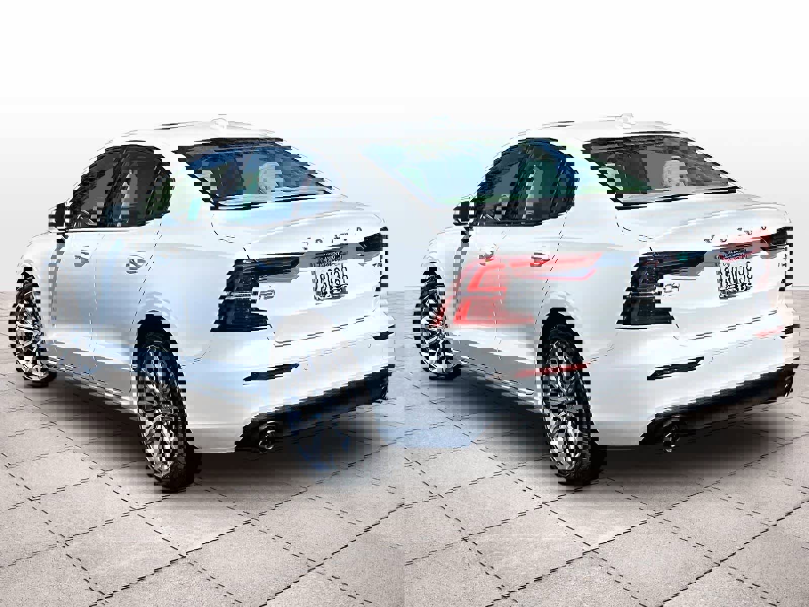 Used 2019 Volvo S60 T5 Momentum w/ Premium Package image 11