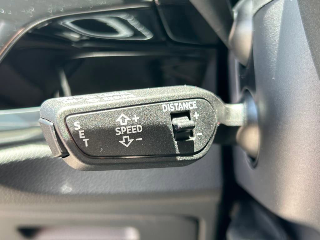 New 2025 Audi Q3 2.0T Premium image 55