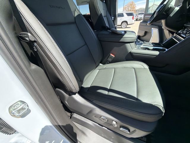New 2026 GMC Sierra 2500 Denali w/ Denali Reserve Package AWD/4WD image 28
