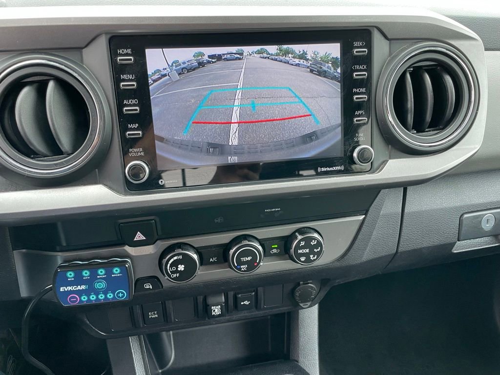 Used 2020 Toyota Tacoma SR5 RWD image 17