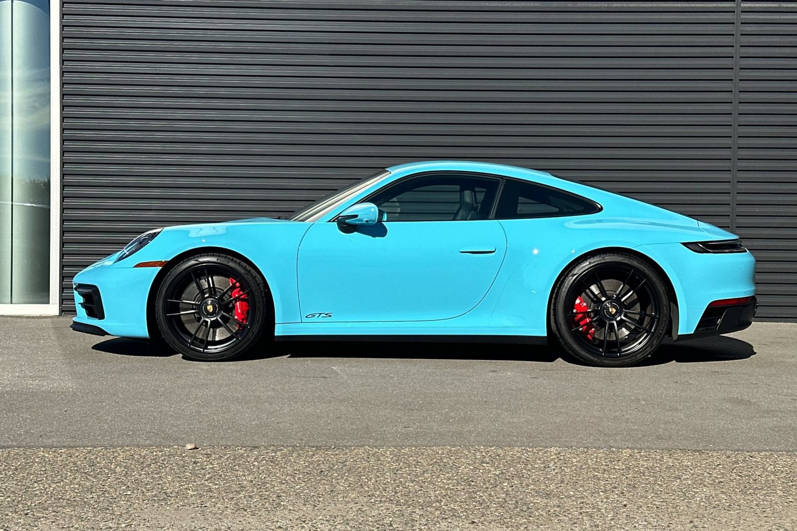 Certified 2024 Porsche 911 Carrera GTS RWD image 2