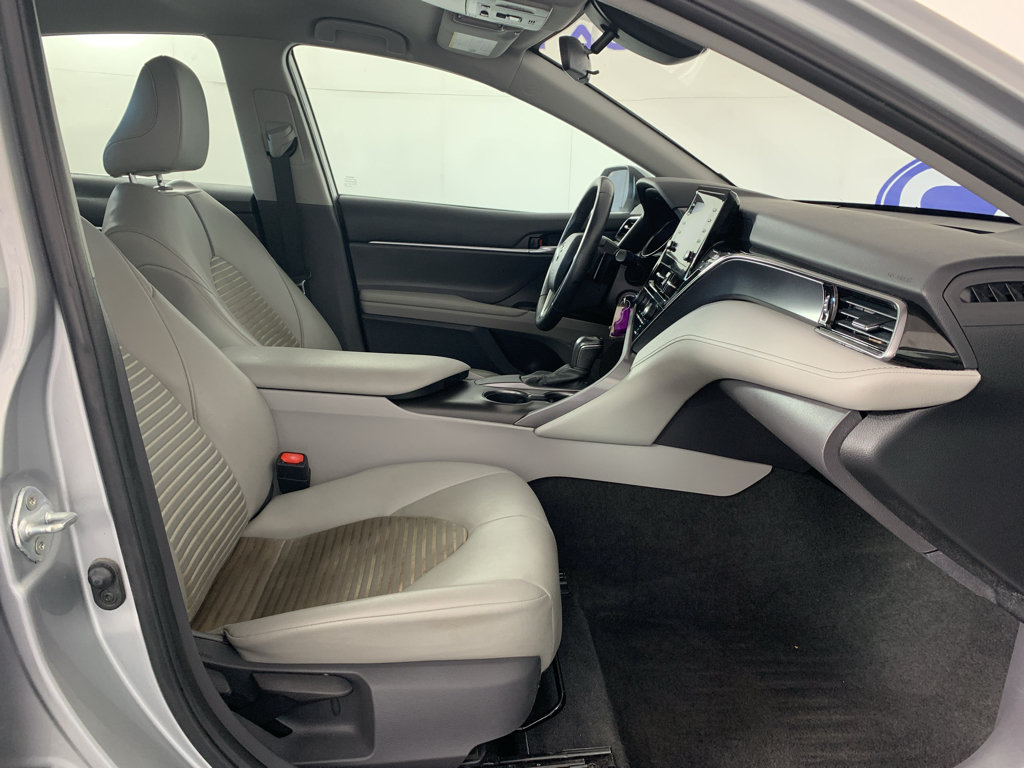 Used 2021 Toyota Camry SE FWD image 37