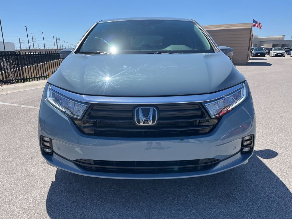 Certified 2024 Honda Odyssey Elite image 2