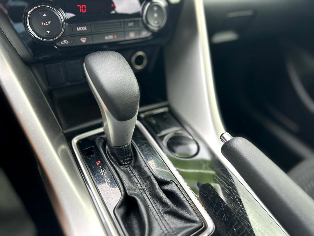 Used 2020 Mitsubishi Eclipse Cross ES image 23