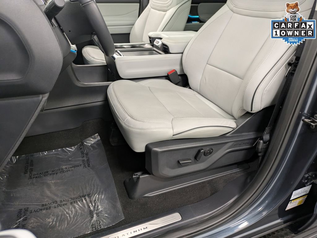 Used 2025 Ford Expedition Platinum w/ Platinum Ultimate Package image 10