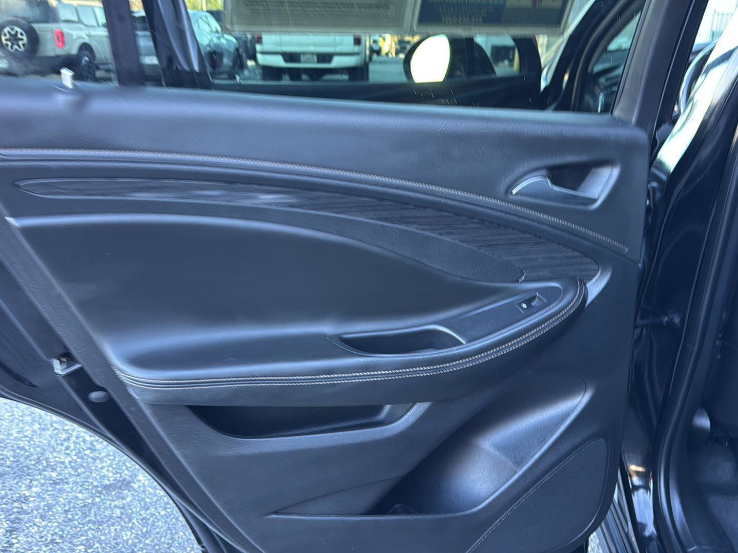 Used 2017 Buick Envision Premium w/ Driver Confidence Package image 15