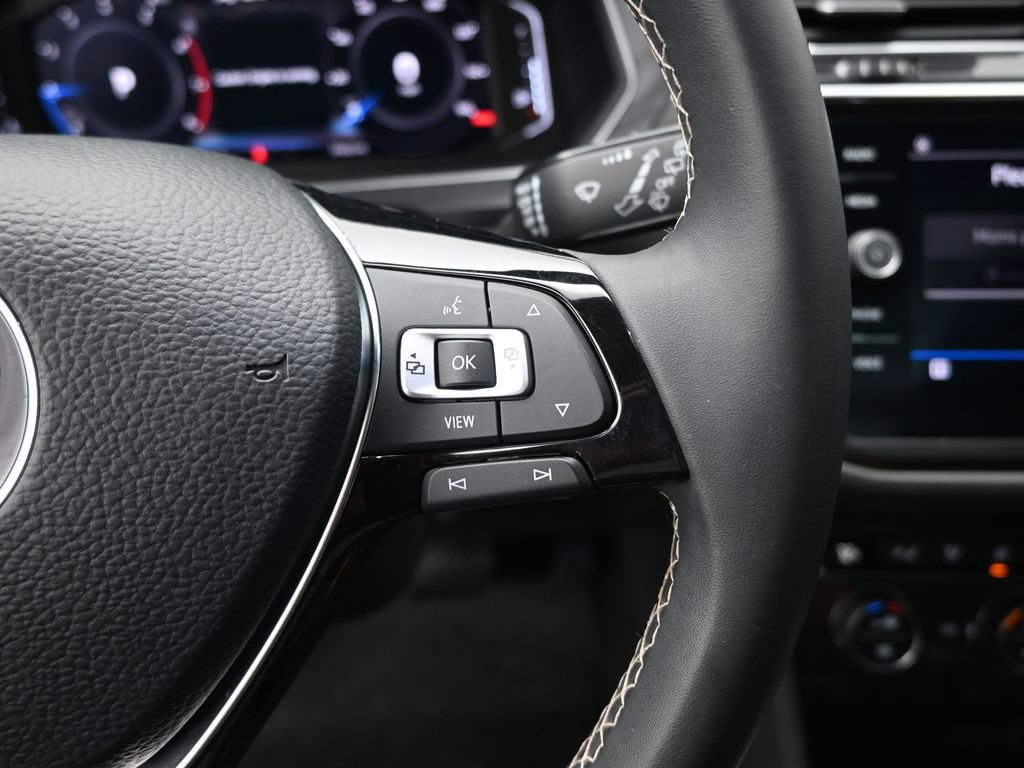 Used 2021 Volkswagen Tiguan SEL image 28