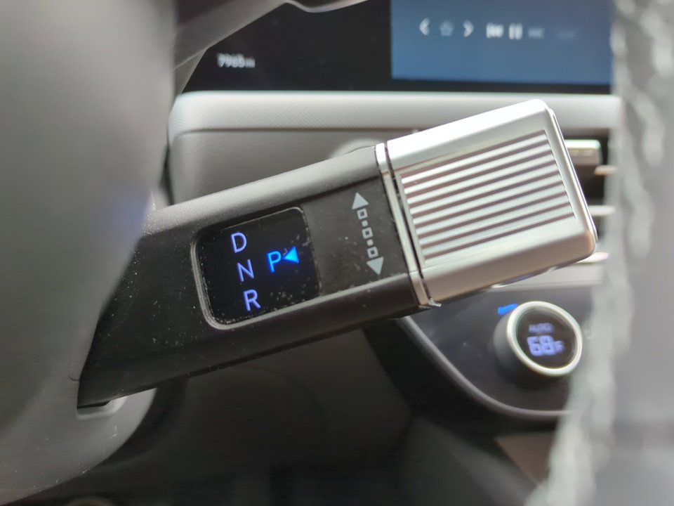 Certified 2025 Hyundai Sonata Limited FWD image 32