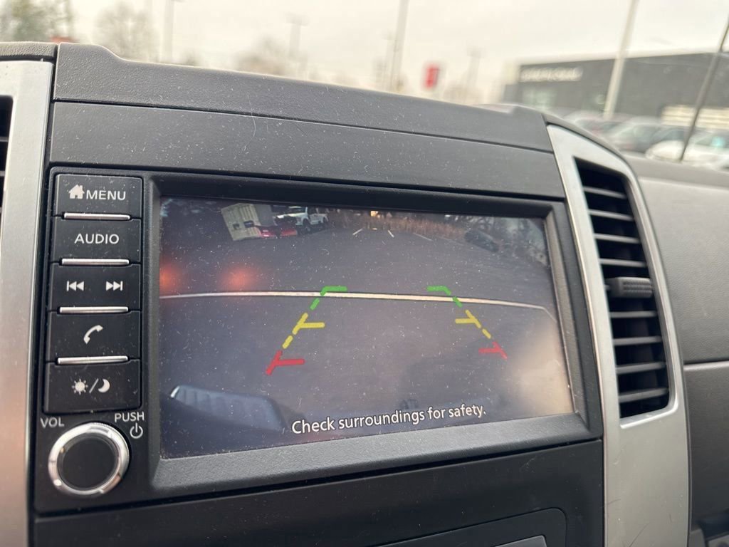 Used 2019 Nissan Frontier SV image 9