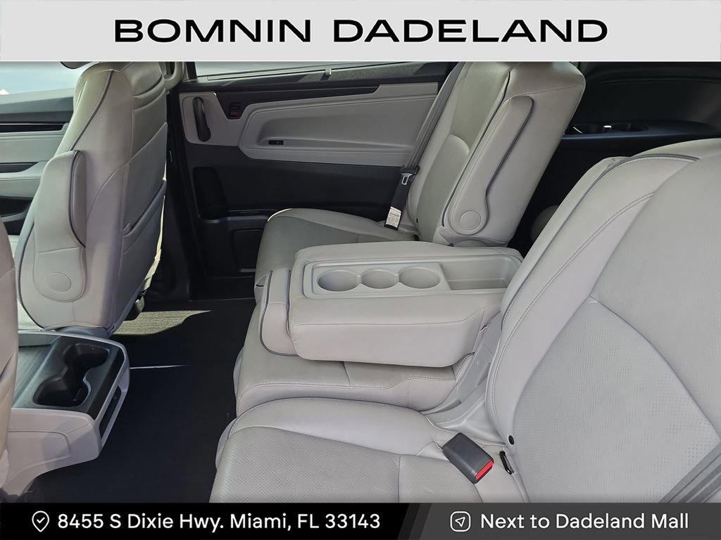 Used 2022 Honda Odyssey Elite image 12