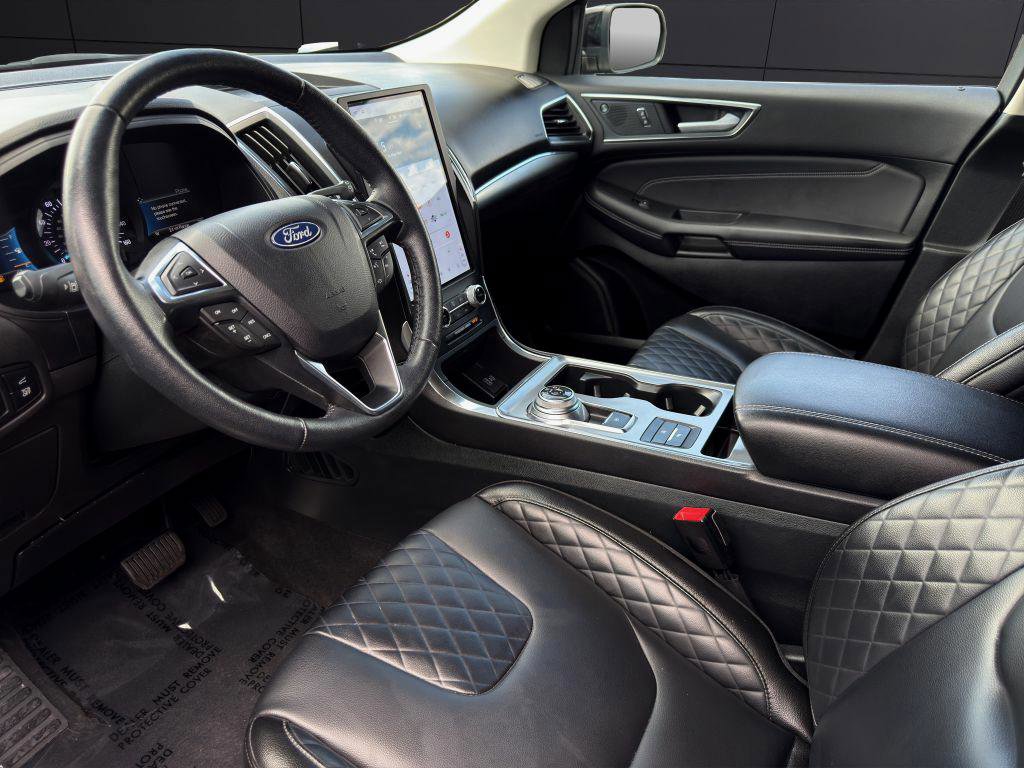 Used 2024 Ford Edge Titanium image 12