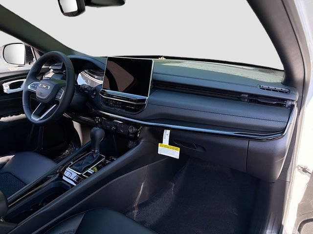 New 2026 Jeep Compass Latitude AWD/4WD image 28
